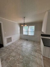 2606 S Wright Rd in Greenville, NC - Building Photo - Building Photo