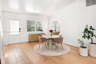 5711 Michelangelo St in Coral Gables, FL - Building Photo - Building Photo