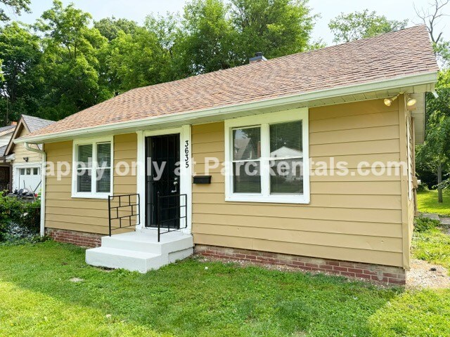 property at 3635 N Gale St