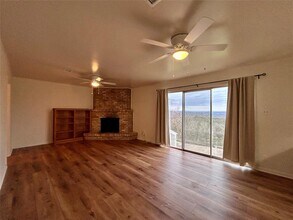 4900 Beverly Skyline in Austin, TX - Building Photo - Building Photo