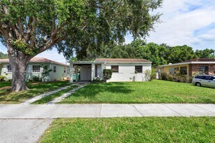 301 SW 51st Ave in Coral Gables, FL - Building Photo