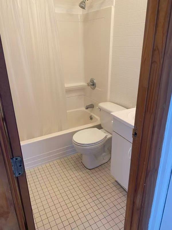 70-18 57th Rd in Queens, NY - Building Photo - Building Photo