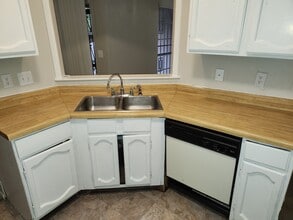 6824 Oldham in San Antonio, TX - Building Photo - Building Photo