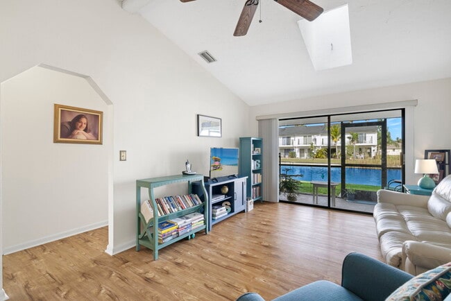 Waters Edge Apartments
