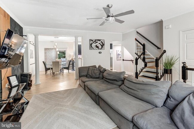 property at 2599 Grayton Ln