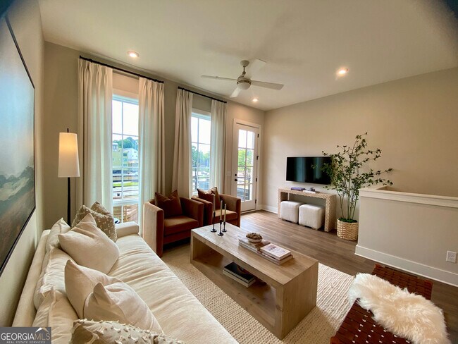 1295 Longreen Ter NW in Atlanta, GA - Building Photo - Building Photo