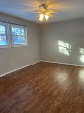 513 8th St in New Glarus, WI - Foto de edificio - Building Photo