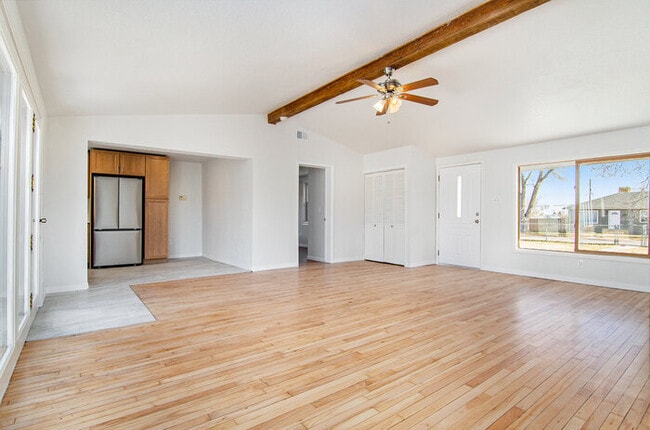 105 S Kendall St in Lakewood, CO - Building Photo - Building Photo