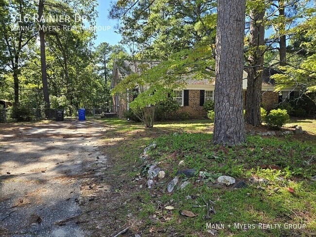 316 Rainier Dr in Fayetteville, NC - Building Photo - Building Photo
