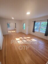 1952 Wellbourne Dr NE in Atlanta, GA - Building Photo - Building Photo