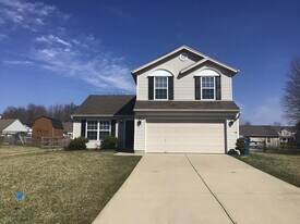 2070 Whispering Wind Ln in Amelia, OH - Building Photo