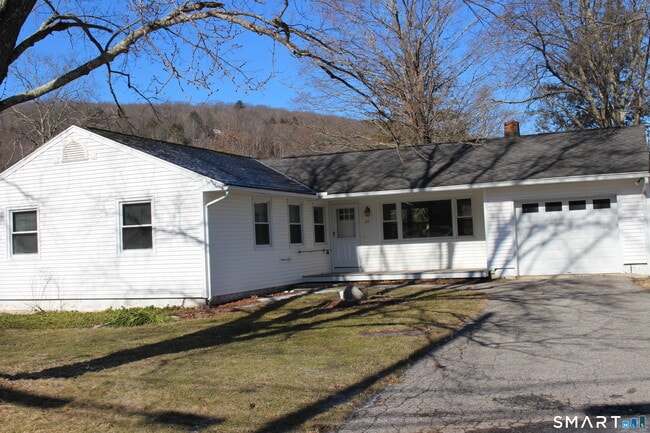 property at 20 Sunny Valley Ln