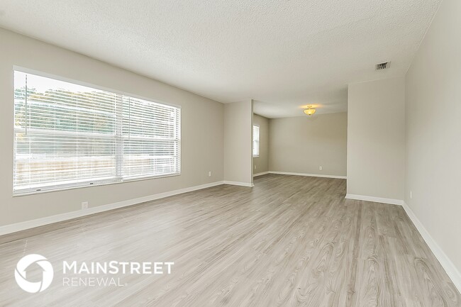 property at 2902 Ripplewood Dr