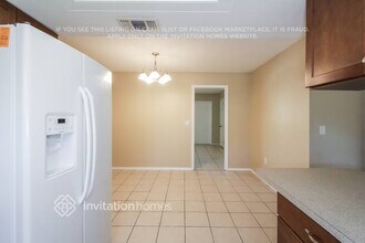 3403 Cambridge Dr W in Bradenton, FL - Building Photo - Building Photo