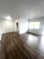 3149 Center St in Miami, FL - Building Photo