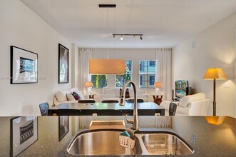 226 N Latitude Cir in Delray Beach, FL - Building Photo - Building Photo