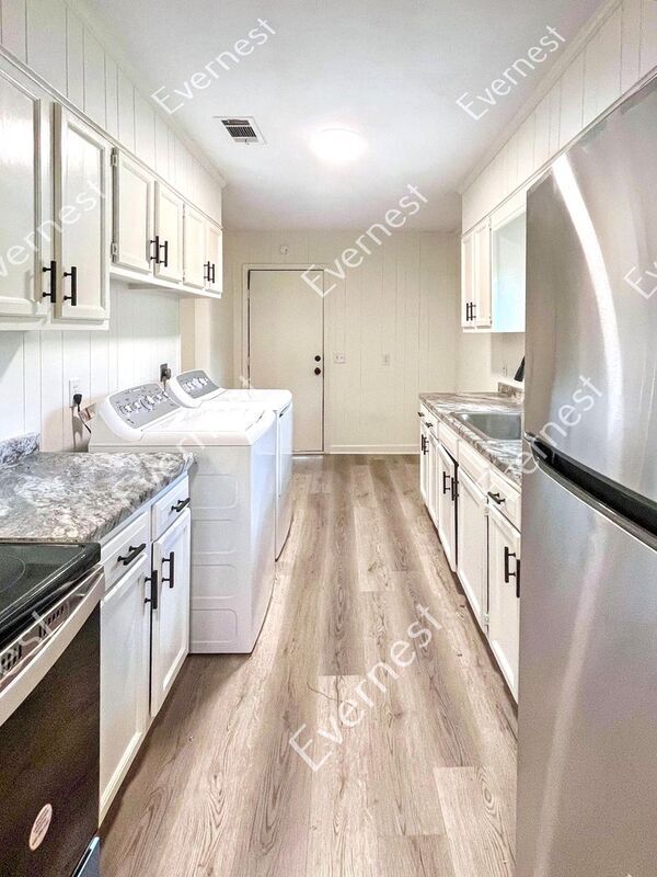 3410 Old Brandon Rd in Pearl, MS - Building Photo - Building Photo