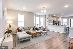 16233 Coolidge Ave in Silver Spring, MD - Building Photo