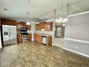 1332 Snowy Egret Dr in Fayetteville, NC - Building Photo - Building Photo