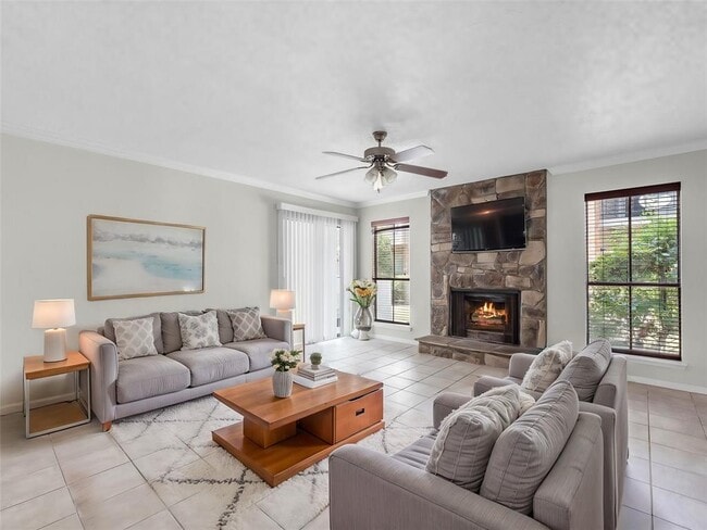 property at 17401 Red Oak Dr