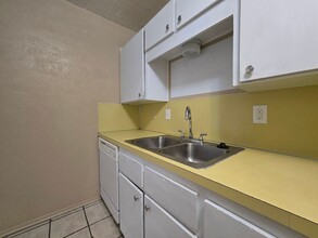2214 Wheeler Ave in Killeen, TX - Building Photo - Building Photo