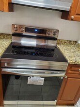 1300 Moffett St in Hallandale Beach, FL - Building Photo - Building Photo