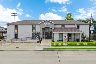 Stratford House Apartments in Houston, TX - Building Photo