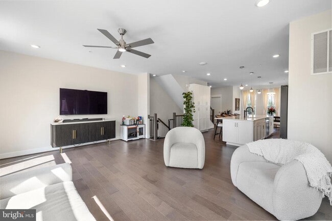 property at 23158 Horseshoe Trl Sq