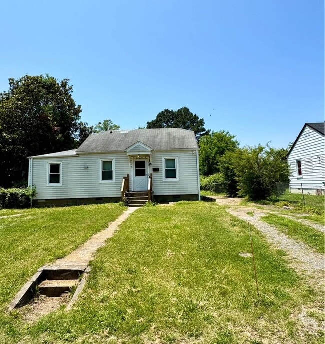 property at 2408 Caddie Ln