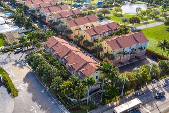 104 Harbors Way in Boynton Beach, FL - Building Photo - Building Photo