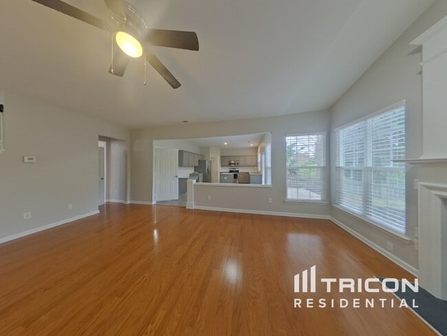 18319 Victoria Bay Dr in Cornelius, NC - Building Photo - Building Photo