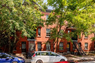981 Saint-Philippe Rue in Montréal, QC - Building Photo