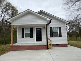 3001 Bates Pike SE in Cleveland, TN - Building Photo