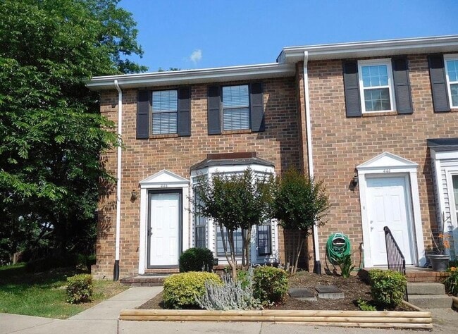 property at 445 Claircrest Dr