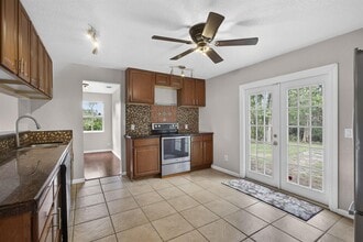 16932 Okeechobee Blvd in Loxahatchee, FL - Foto de edificio - Building Photo