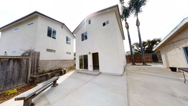 5108 Tipton St
