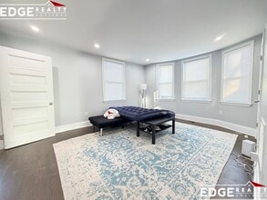 24 Tremont St, Unit 1 in Boston, MA - Foto de edificio - Building Photo