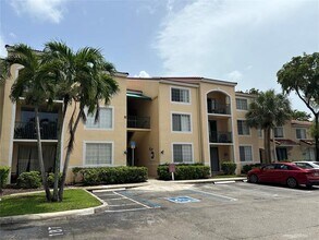 1733 Village Blvd in West Palm Beach, FL - Building Photo - Building Photo