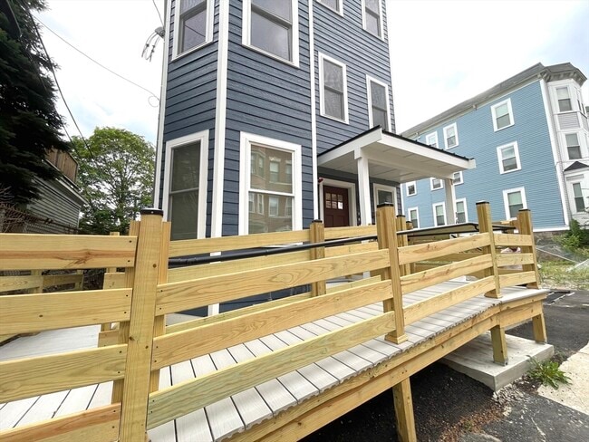 property at 16 Delle Ave