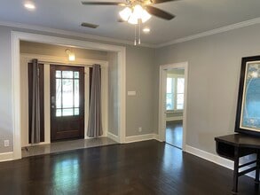 834 Thomasson Dr in Dallas, TX - Building Photo - Building Photo
