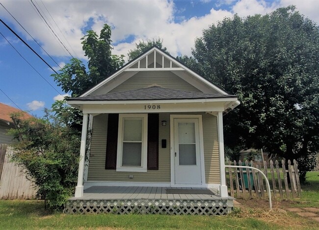 property at 2351 NW 18th St