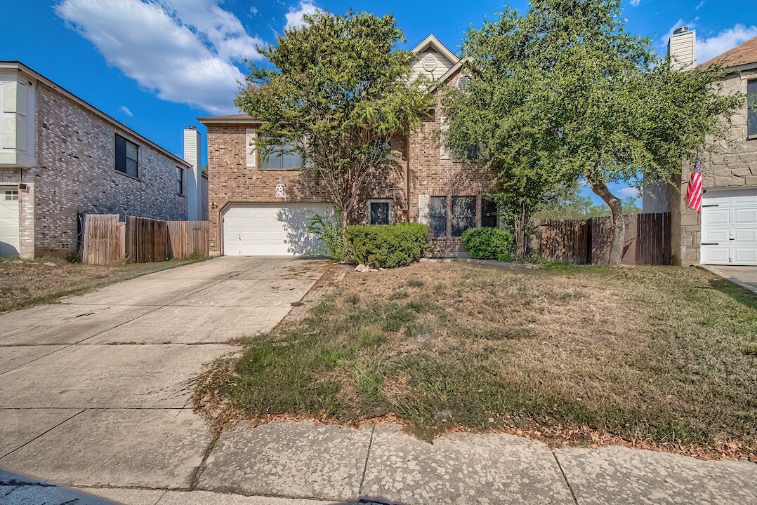 11911 Altamonte Oaks in San Antonio, TX - Building Photo