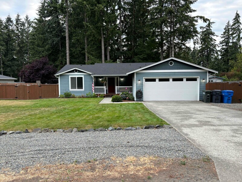 13806 140th Ave NW in Gig Harbor, WA - Building Photo