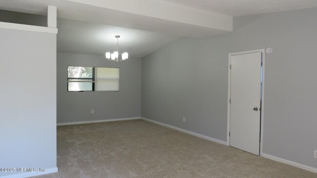 7039 Cotillion Rd N in Jacksonville, FL - Building Photo - Building Photo