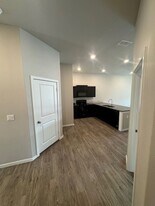 9702 Saratoga Ave in Lubbock, TX - Building Photo