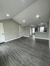 154 Earle St, Unit 3 in Central Falls, RI - Building Photo - Building Photo