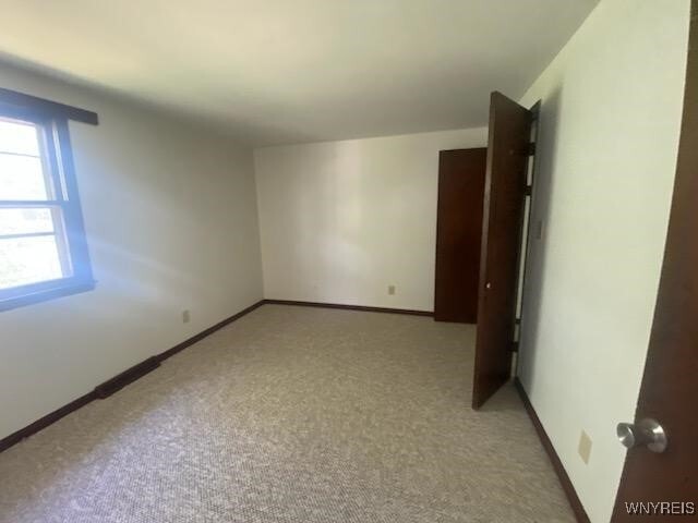 36 Broezel Ave