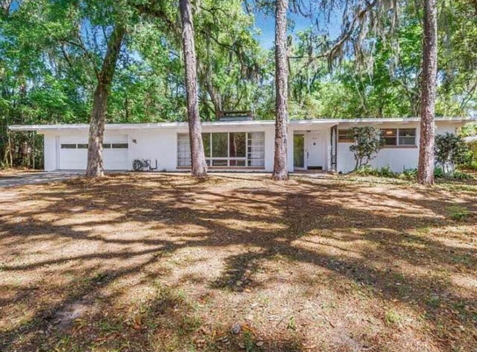 813 NW 22nd St in Gainesville, FL - Building Photo