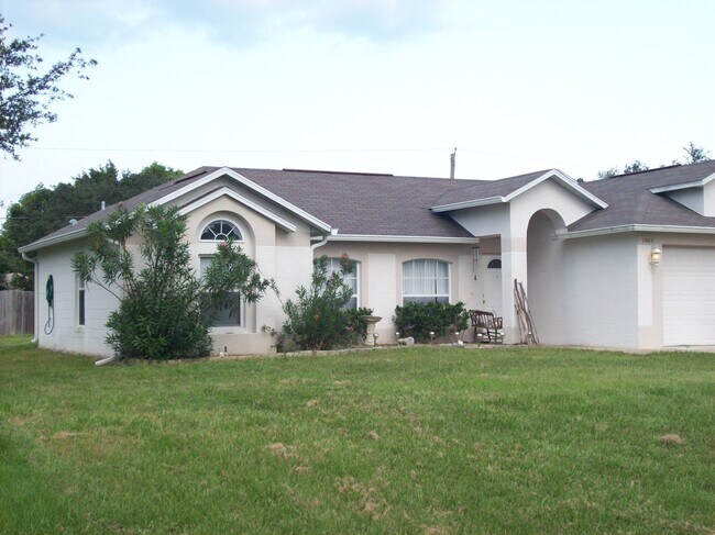 1903 Veronica Ave in Deltona, FL - Building Photo - Building Photo