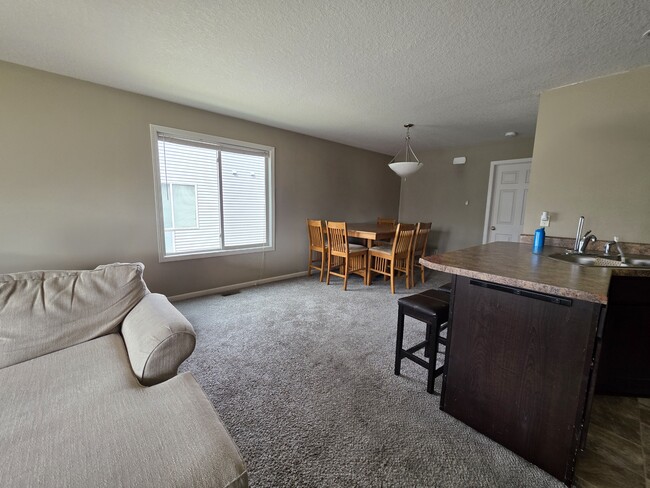 3901 Marigold Dr in Ames, IA - Building Photo - Building Photo